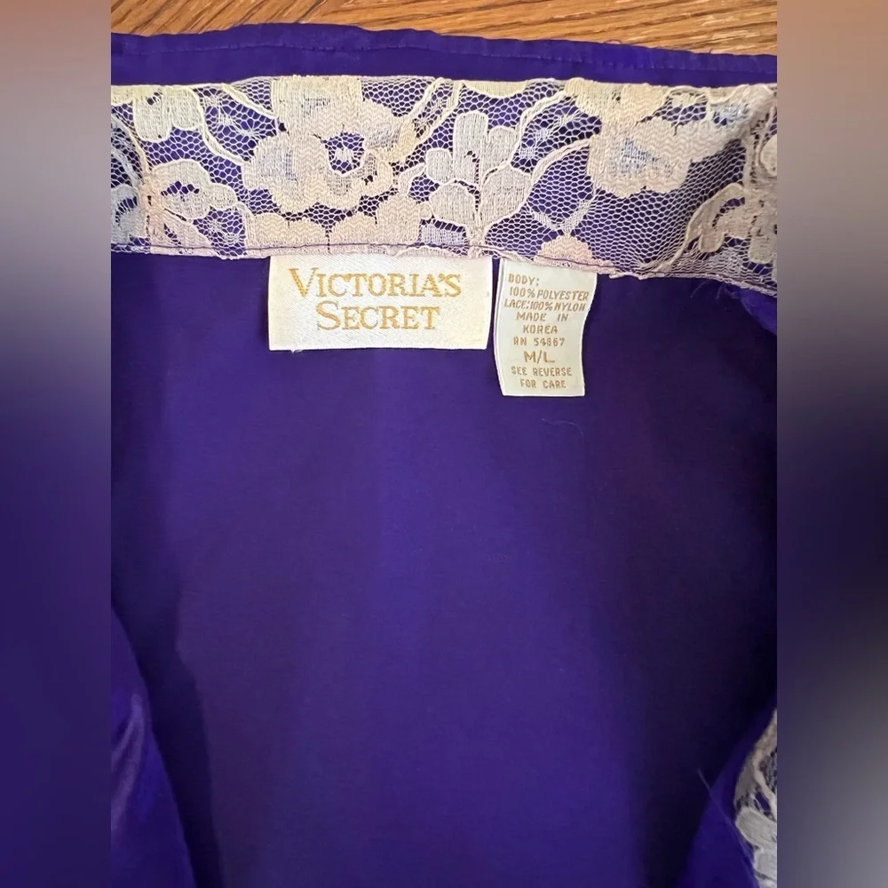 Victoria's Secret Purple Robe Intimates - Picture 9 of 9